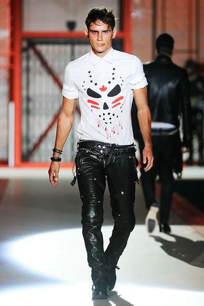 Look 34